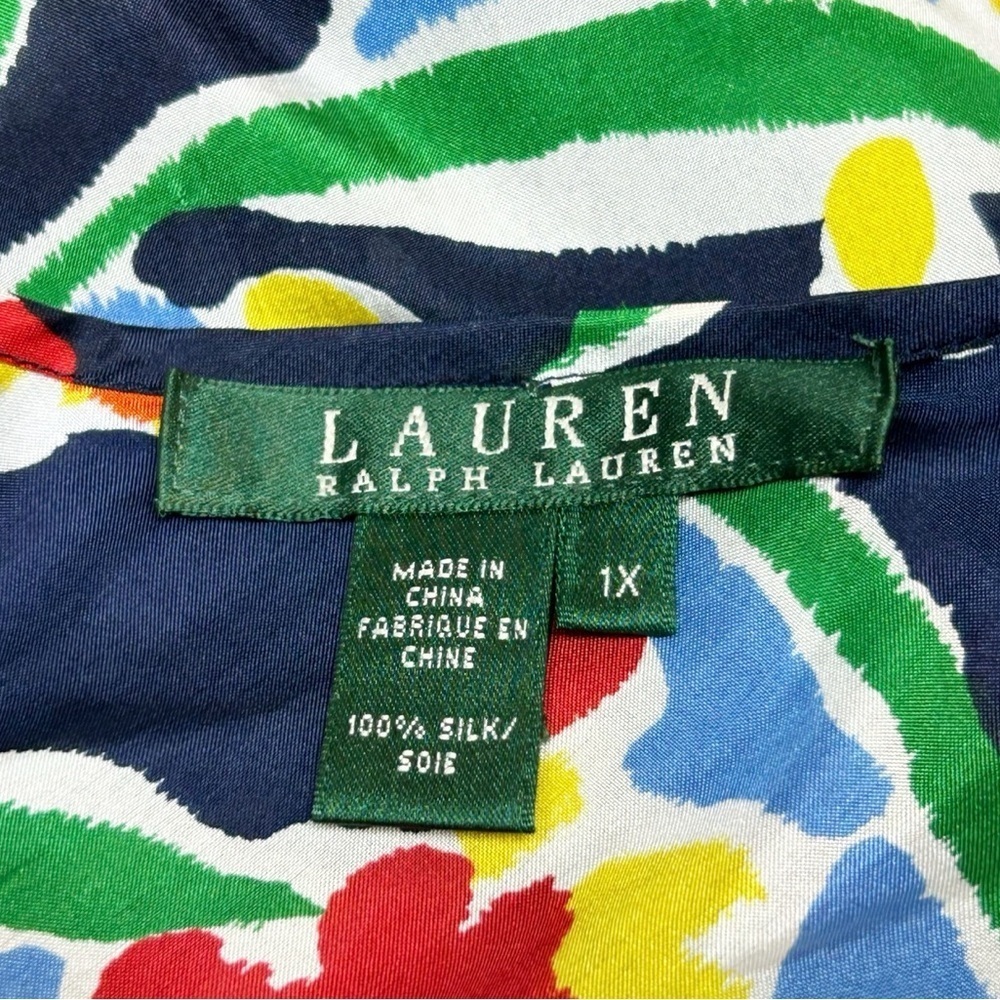 Lauren Ralph Lauren 100% Silk Floral Wrap Blouse Size 1X Navy Multicolor - Picture 3 of 6